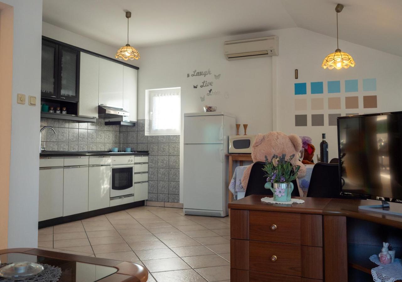 Apartments Rezek 苏佩塔斯卡德拉加 外观 照片
