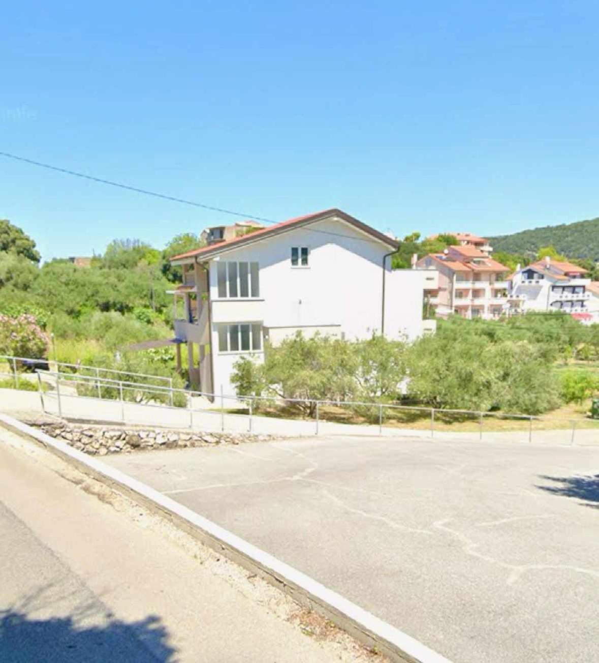 Apartments Rezek 苏佩塔斯卡德拉加 外观 照片