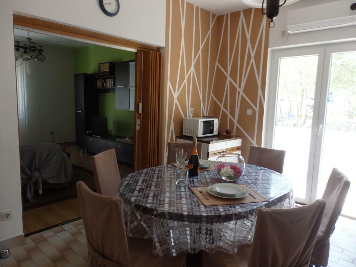 Apartments Rezek 苏佩塔斯卡德拉加 外观 照片